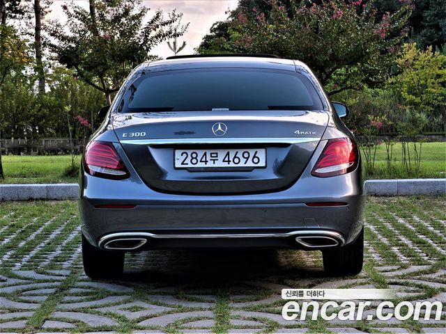 Mercedes-Benz E-Class (W213) E300 4MATIC Exclusive 2018 — фото 5
