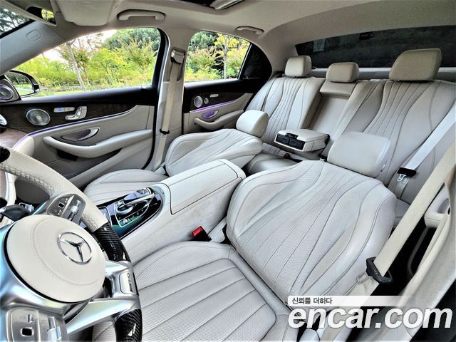 Mercedes-Benz E-Class (W213) E300 4MATIC Exclusive 2018 — фото 9