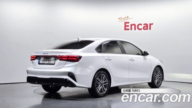Kia K3 (II) 1.6 Prestige 2022 — фото 2