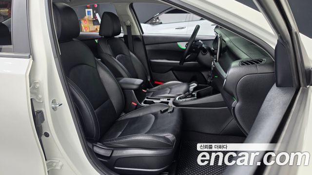 Kia K3 (II) 1.6 Prestige 2022 — фото 11