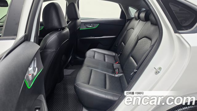 Kia K3 (II) 1.6 Prestige 2022 — фото 26