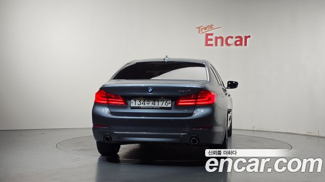 BMW 5 Series (G30) 520i Luxury 2019 — фото 4
