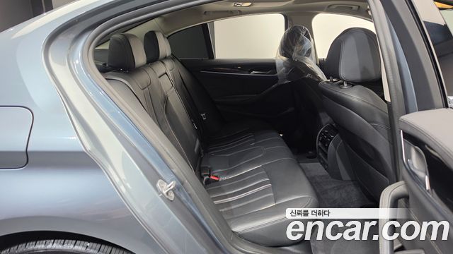 BMW 5 Series (G30) 520i Luxury 2019 — фото 11