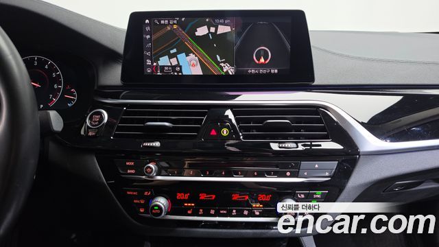 BMW 5 Series (G30) 520i Luxury 2019 — фото 13