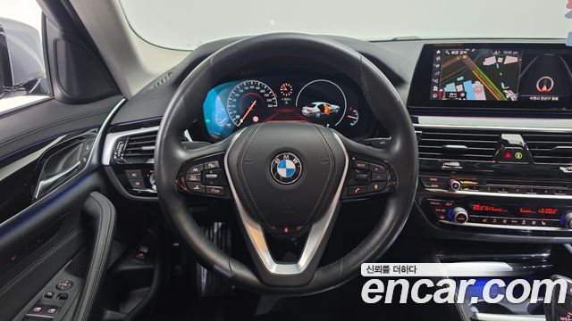 BMW 5 Series (G30) 520i Luxury 2019 — фото 14