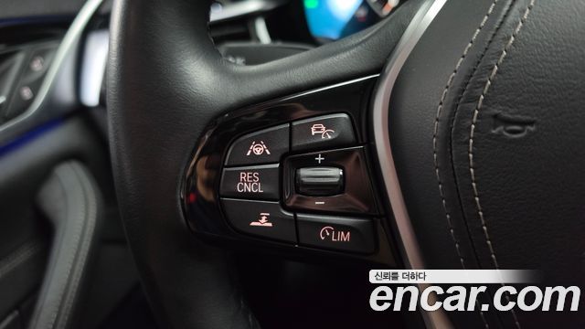 BMW 5 Series (G30) 520i Luxury 2019 — фото 17