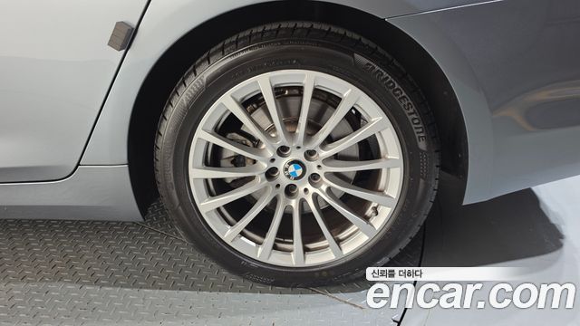 BMW 5 Series (G30) 520i Luxury 2019 — фото 21