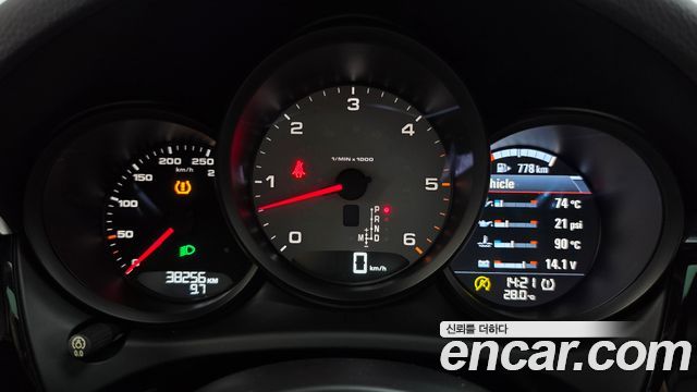Porsche Macan 3.0 S Diesel 95B 2017 — фото 8