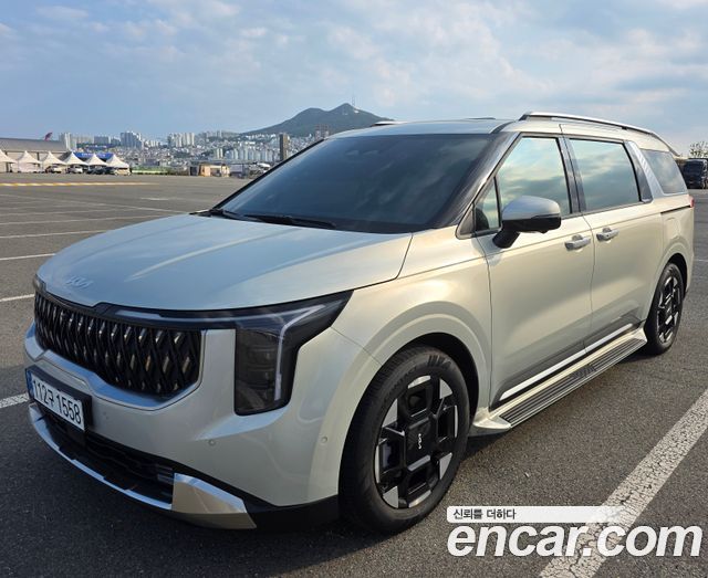 Kia Carnival (IV) HEV 7seater Gravity