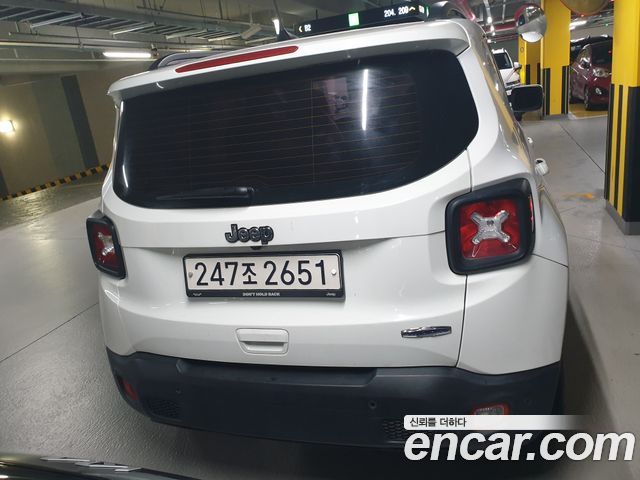 Jeep Renegade 2.4 Longitude High 2018 — фото 2