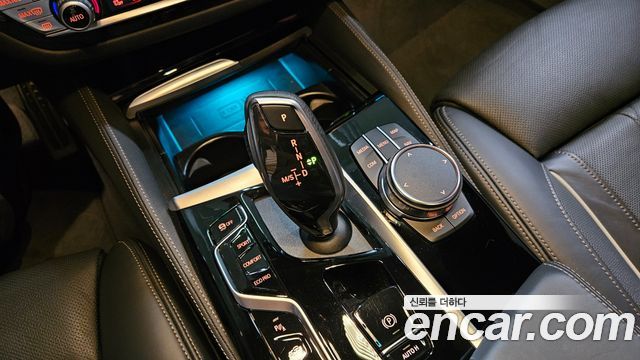 BMW 5 Series (G30) 530i xDrive M Sport Package 2023 — фото 9