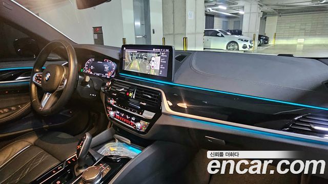BMW 5 Series (G30) 530i xDrive M Sport Package 2023 — фото 15
