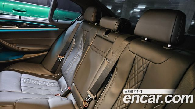 BMW 5 Series (G30) 530i xDrive M Sport Package 2023 — фото 22
