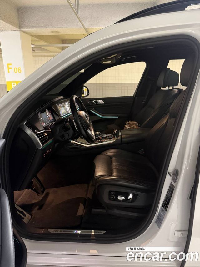 BMW X7 (G07) xDrive 40i M Sport 6STR 2021 — фото 20