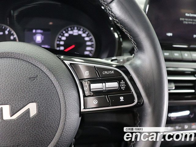 Kia Seltos Gasoline 1.6 Turbo 2WD Signature 2022 — фото 17