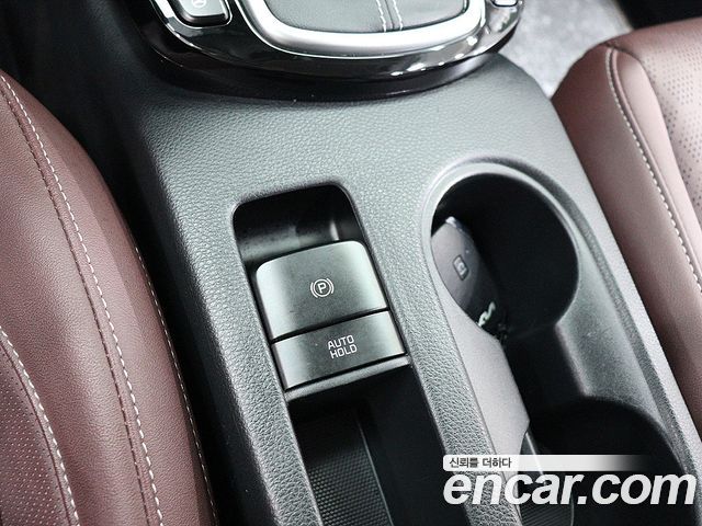 Kia Seltos Gasoline 1.6 Turbo 2WD Signature 2022 — фото 18