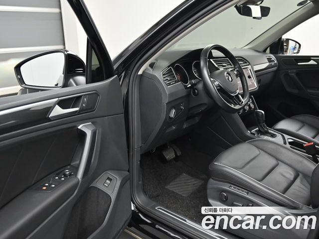 Volkswagen Tiguan (II) 2.0 TDI Prestige 2020 — фото 15