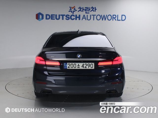 BMW 5 Series (G30) 520d xDrive M Sport Package Plus 2018 — фото 3
