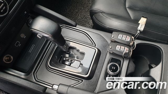 KG Mobility (SsangYong) Rexton Sports Khan Diesel 2.2 4WD Noblesse 2021 — фото 18