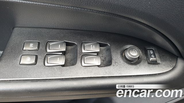 KG Mobility (SsangYong) Rexton Sports Khan Diesel 2.2 4WD Noblesse 2021 — фото 23