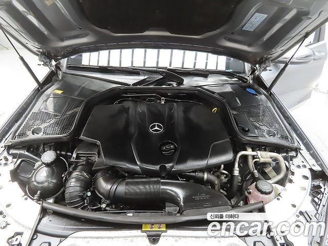 Mercedes-Benz C-Class (W205) C220 d 4MATIC 2016 — фото 24