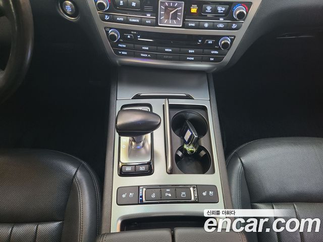 Genesis G80 3.3 GDI AWD Luxury 2018 — фото 9