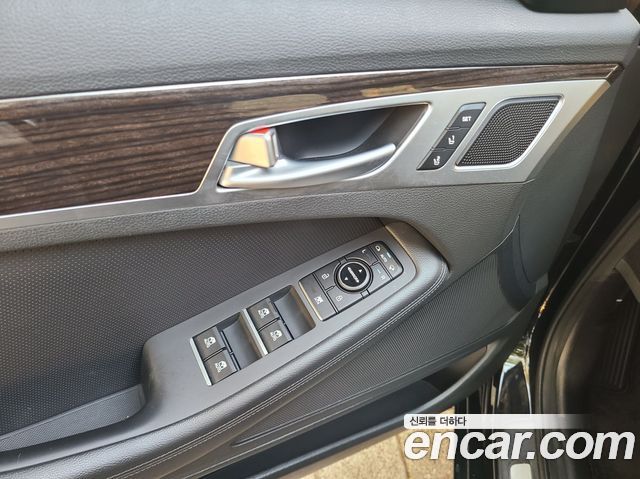 Genesis G80 3.3 GDI AWD Luxury 2018 — фото 15