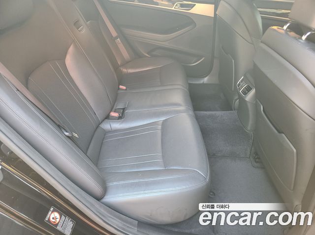 Genesis G80 3.3 GDI AWD Luxury 2018 — фото 20