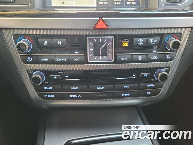 Genesis G80 3.3 GDI AWD Luxury 2018 — фото 22