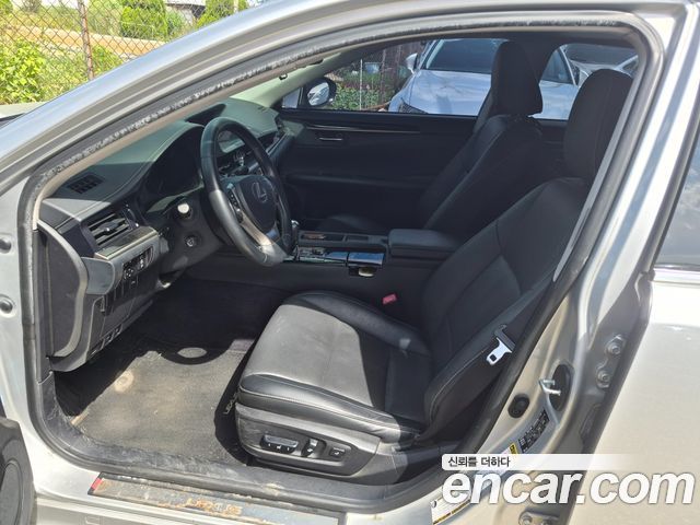 Lexus ES300h premium XV60 2014 — фото 7