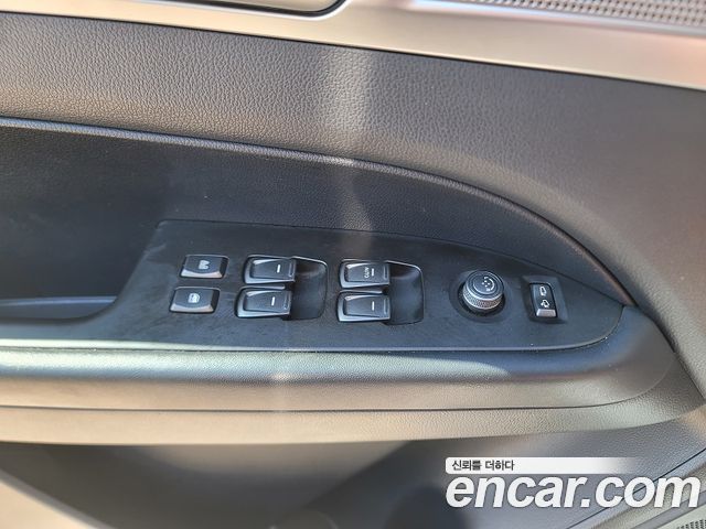 KG Mobility (SsangYong) Rexton Sports Diesel 2.2 4WD Noblesse 2019 — фото 18