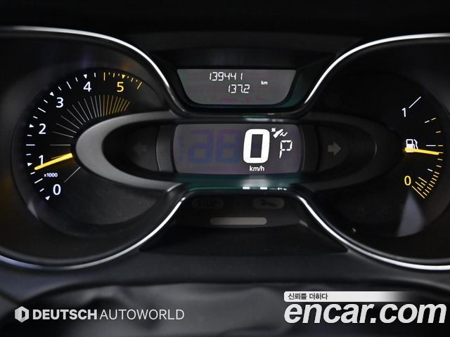 Renault Korea QM3 RE 2015 — фото 8