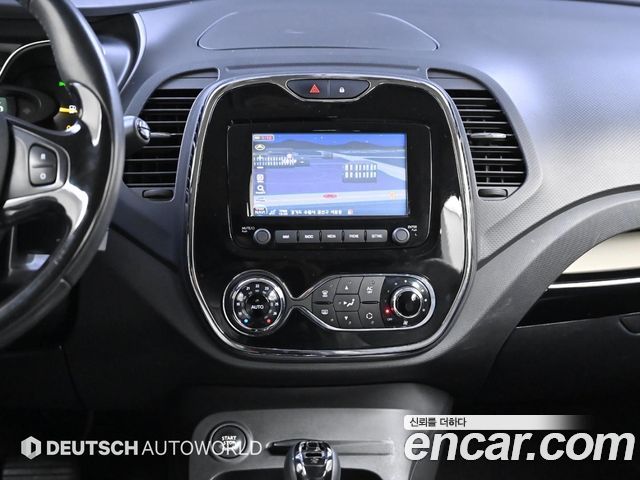 Renault Korea QM3 RE 2015 — фото 18
