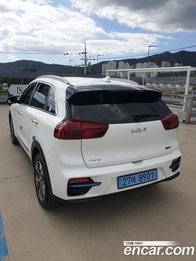 Kia Niro EV Noblesse 2022 — фото 5