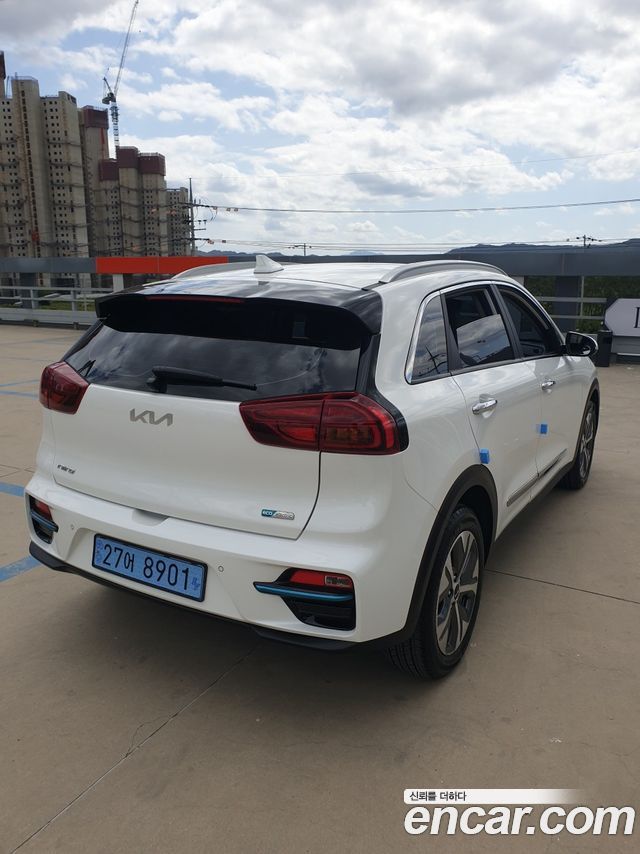 Kia Niro EV Noblesse 2022 — фото 6