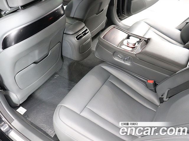 Genesis G90 (RS4) Gasoline 3.5 Turbo AWD 2023 — фото 15