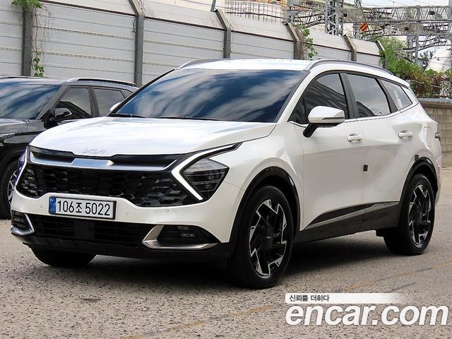 Kia Sportage (V) Gasoline 1.6 Turbo 2WD Signature 2023 — фото 1
