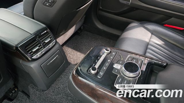 Genesis EQ900 3.3 T-GDI Luxury 2018 — фото 10