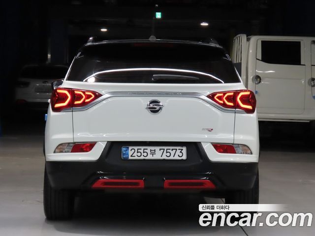 KG Mobility (SsangYong) Beautiful Korando Gasoline 1.5 4WD R-Plus 2021 — фото 3