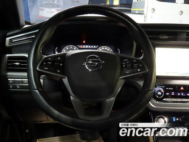 KG Mobility (SsangYong) Beautiful Korando Gasoline 1.5 4WD R-Plus 2021 — фото 9