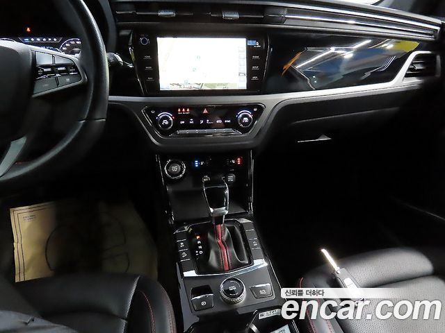 KG Mobility (SsangYong) Beautiful Korando Gasoline 1.5 4WD R-Plus 2021 — фото 10