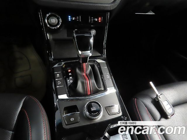 KG Mobility (SsangYong) Beautiful Korando Gasoline 1.5 4WD R-Plus 2021 — фото 16