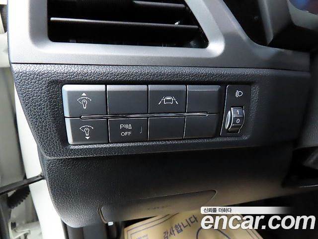 KG Mobility (SsangYong) Beautiful Korando Gasoline 1.5 4WD R-Plus 2021 — фото 18