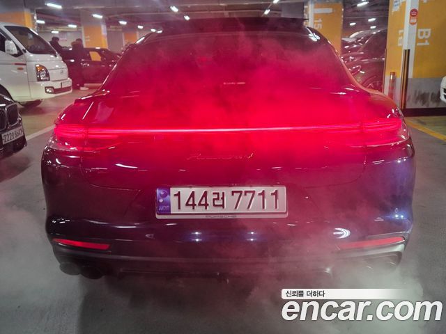 Porsche Panamera (971) 2.9 AWD E-Hybrid Platinum Edition 2023 — фото 2