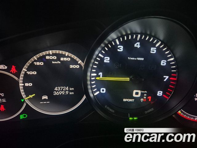 Porsche Panamera (971) 2.9 AWD E-Hybrid Platinum Edition 2023 — фото 19