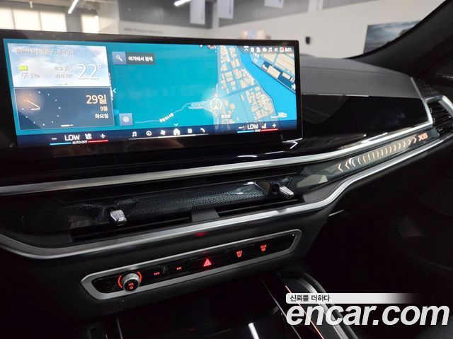 BMW X6 (G06) xDrive40i M Sport 2025 — фото 18