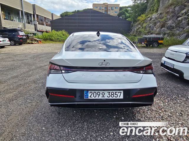 Hyundai Avante (CN7) 1.6 Inspiration 2024 — фото 4