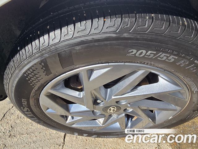 Hyundai Avante (CN7) 1.6 Inspiration 2024 — фото 12