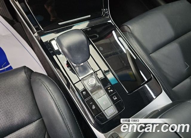 Kia K7 Premier Hybrid Noblesse 2020 — фото 9