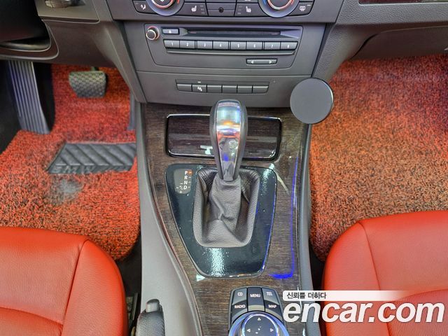 BMW 3 Series (E90) 328i convertible 2012 — фото 16
